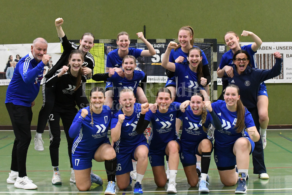 SSG Metten :  TSV Schleißheim II  33:18 | erfolgreiche SSG Damen - Realisiert mit Pictrs.com