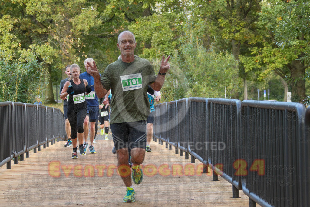231015_1010_EV4_0872 | Sportfotografie im Rhein-Sieg Kreis, Köln, Bonn, NRW, Rheinland Pfalz, Hessen, etc. Unser Tätigkeitsfeld umfasst den Laufsport vom Volkslauf über den Marathon, Duathlon, Triathon bis zum Ultralauf wie Kölnpfad Ultra oder Schindertrail.