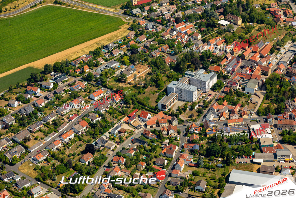 Das Luftbild zeigt : Antonio-Bossi-Straße Werneck - Die Luftaufnahme wurde 2023 vom UL-Flugzeug aus erstellt ( keine Drohne ) - Hochauflösende Luftaufnahme - Für grossformatige Ausdrucke geeignet. Die Geschenkidee !Mit Lizenz und Bildrechte bestellbar