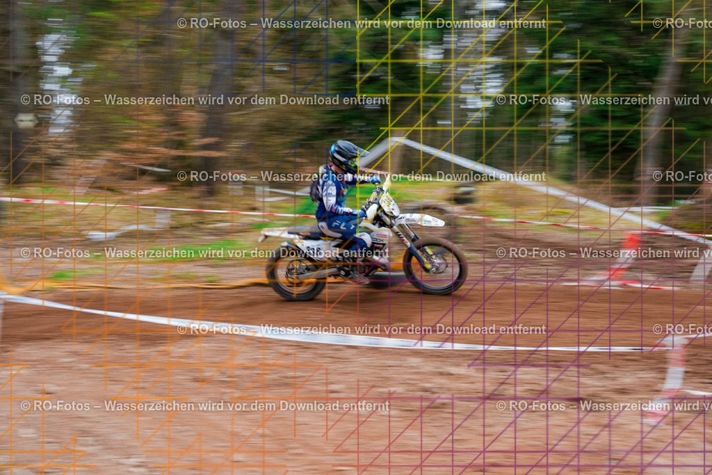 5 Lauf Mernes-1161 | Sportfotografie von RO-Fotos: Motorsport, Motocross, Enduro, Laufveranstaltungen und Triathlon. Professionelle Fotos von Sportlern und Events. - Realisiert mit Pictrs.com