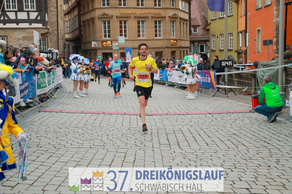 VR Bank Hauptlauf 10000m | 3 Koenigslauf 2023 - Realisiert mit Pictrs.com