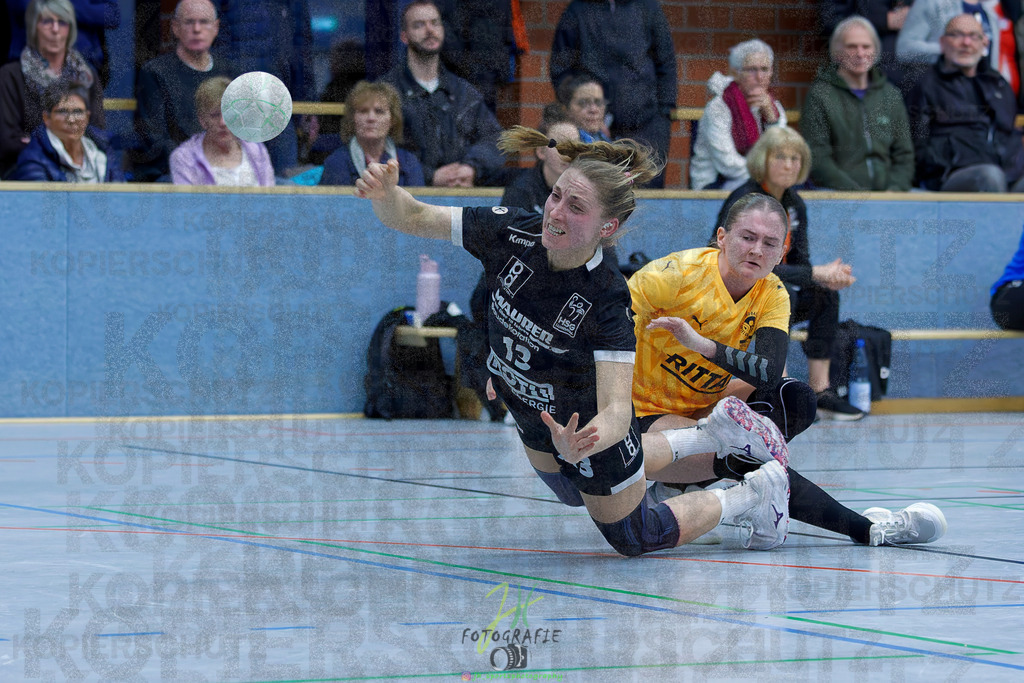 Handball Frauen Oberliga Mitte, HSG Eibelshausen/Ewersbach - HSG Lumdatal | Handball Frauen Oberliga Mitte, HSG Eibelshausen/Ewersbach - HSG Lumdatal am 21.02.2026 in Dietzhölztal-Steinbrücken (Sporthalle am Hammerweiher)Photo © 2026 - Jörg Heinrich - Realisiert mit Pictrs.com