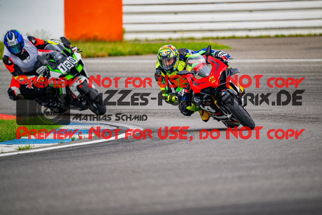 MaZZes_FotoMatrix_240701_6007705_4465 | INST