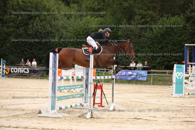 HG9A0790 | laurarinckfotografie - Realisiert mit Pictrs.com