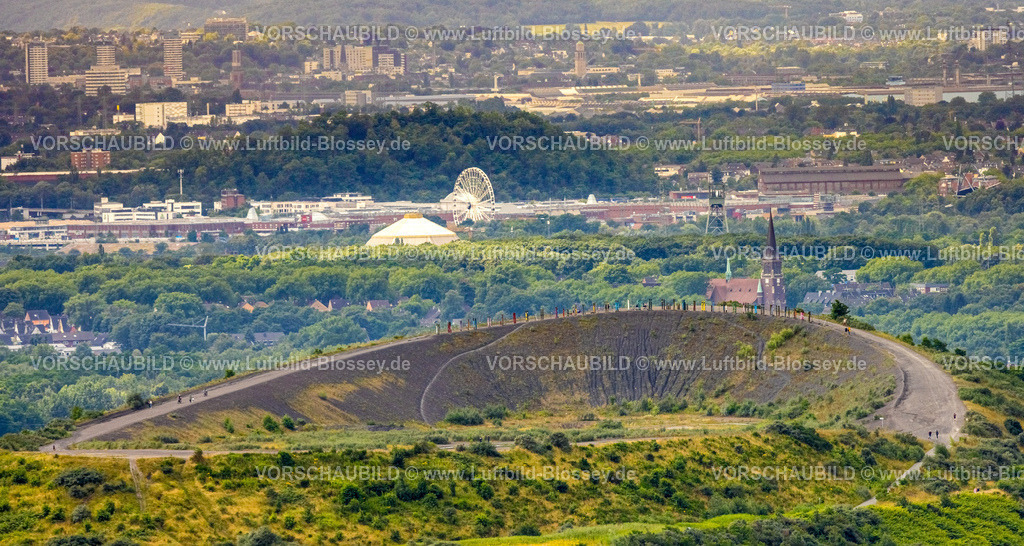 Bottrop240701452Kirchhellen-2 | Luftbild, Halde Haniel, farbige Totems von AgustÃ­n Ibarrola, Blick nach Süden zum Centro Oberhausen, Fuhlenbrock, Bottrop, Ruhrgebiet, Nordrhein-Westfalen, Deutschland