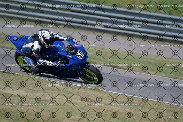 26BT01-0152 | 511 - Realisiert mit Pictrs.com