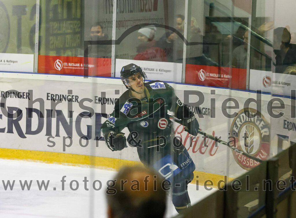 2023-01-13_121_TSV_Erding_gegen_VfE_Ulm-Neu-Ulm | Erding, Deutschland, 13.01.2023:
Eishockey, Bayernliga 2022 / 2023, 27. Spieltag, TSV Erding gegen VfE Ulm/Neu-Ulm, Endergebnis: 6:1

Foto: Christian Riedel / fotografie-riedel.net