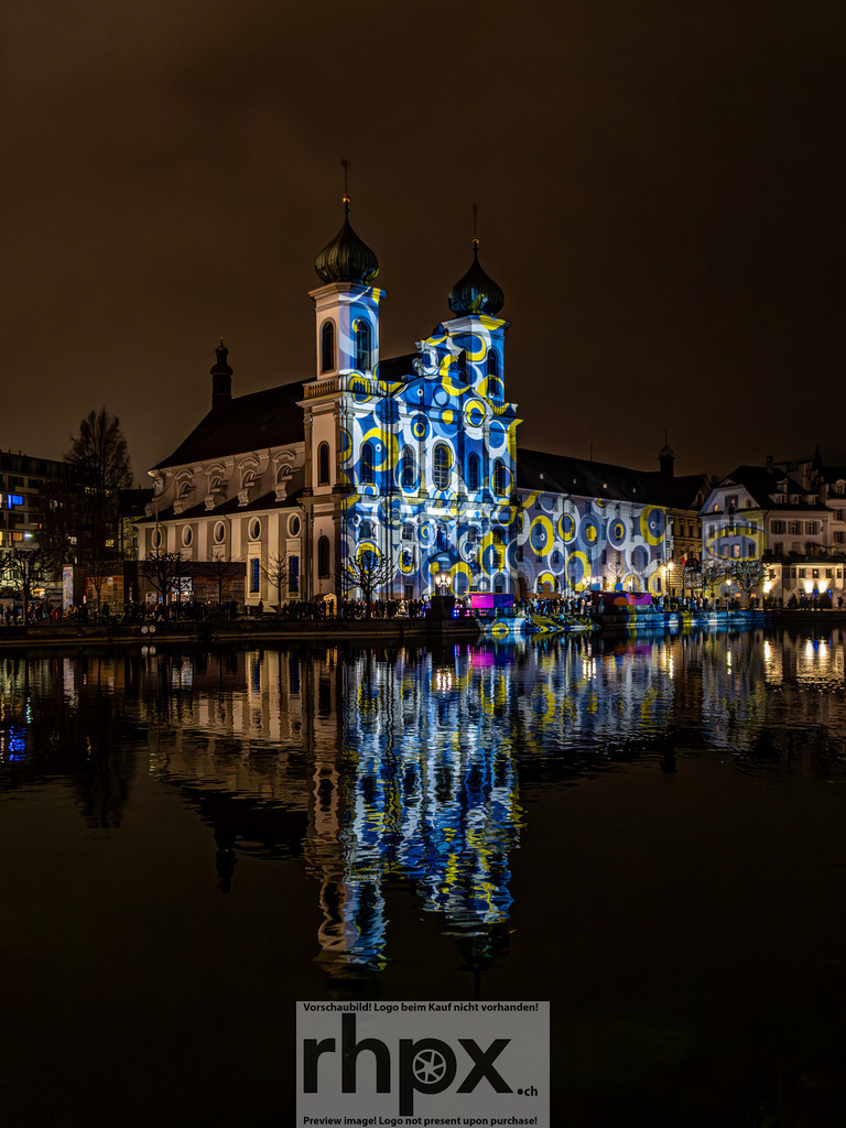 Lilu Lichtvestival 2026 | Stimmungsvolle Fotokunst aus Luzern. Erlebe den Pilatus, den See und die Stadt Luzern in exklusiven Aufnahmen in der Fotogalerie & Shop. - Realisiert mit Pictrs.com