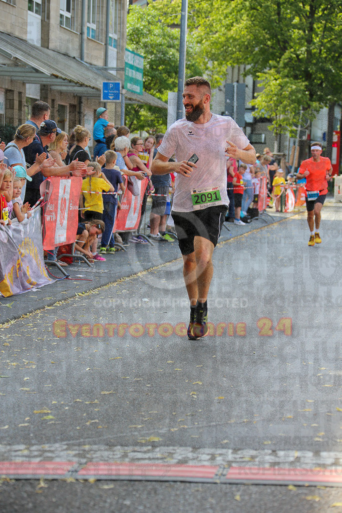 220625_1649_EX1_5108 | Sportfotografie im Rhein-Sieg Kreis, Köln, Bonn, NRW, Rheinland Pfalz, Hessen, etc. Unser Tätigkeitsfeld umfasst den Laufsport vom Volkslauf über den Marathon, Duathlon, Triathon bis zum Ultralauf wie Kölnpfad Ultra oder Schindertrail.