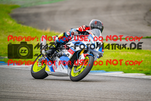 MaZZes_FotoMatrix_240701_6007705_6139 | WEISS