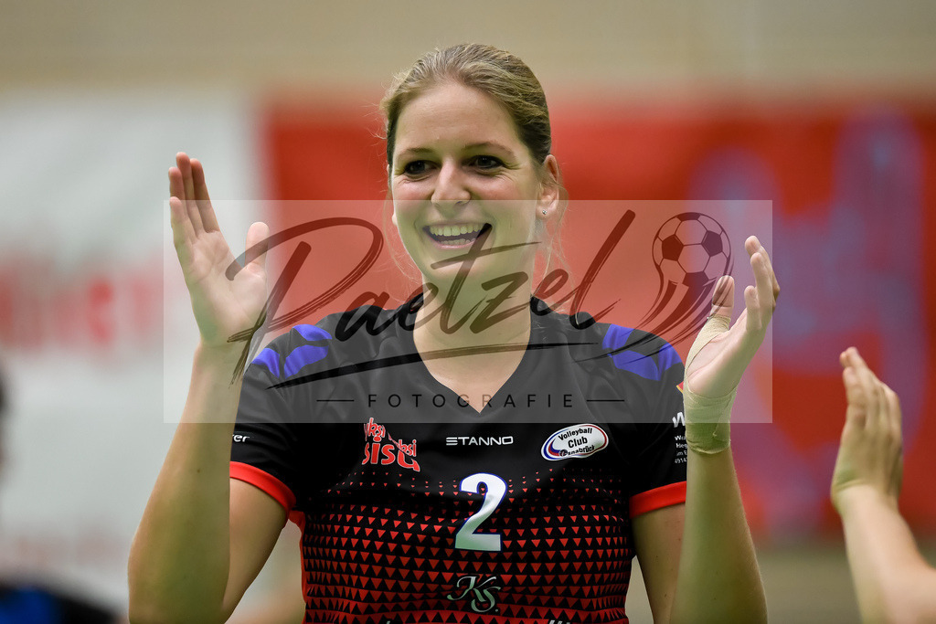 VCOBWA20211106_052 | Volleyball, Frauen:   bei dem Spiel der 3. Liga West zwischen VC Osnabrueck und SV BW Aasee in der Schlosswallhalle am 06.11.2021 in Osnabrueck, Deutschland. - Realisiert mit Pictrs.com