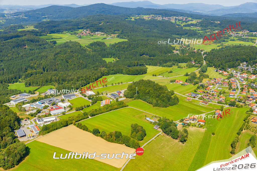 Luftbild Vs Google Maps  Oberkreuzberg  Spiegelau -Das Luftbild wurde 2025 vom UL-Flugzeug heraus erstellt ( keine Drohne ) - Hochauflösende Luftaufnahme -Nicht vergleichbar mit Google Maps oder Satelittenbilder- Die Geschenkidee !Mit Lizenz und Bildrechte bestellbar