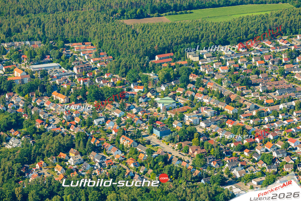 Luftbild Vs Google Maps  Katzwang  Nürnberg -Das Luftbild wurde 2025 vom UL-Flugzeug heraus erstellt ( keine Drohne ) - Hochauflösende Luftaufnahme -Nicht vergleichbar mit Google Maps oder Satelittenbilder- Die Geschenkidee !Mit Lizenz und Bildrechte bestellbar
