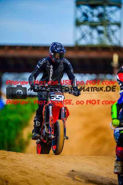 MaZZes_FotoMatrix_240511_6007705_8868 | S4