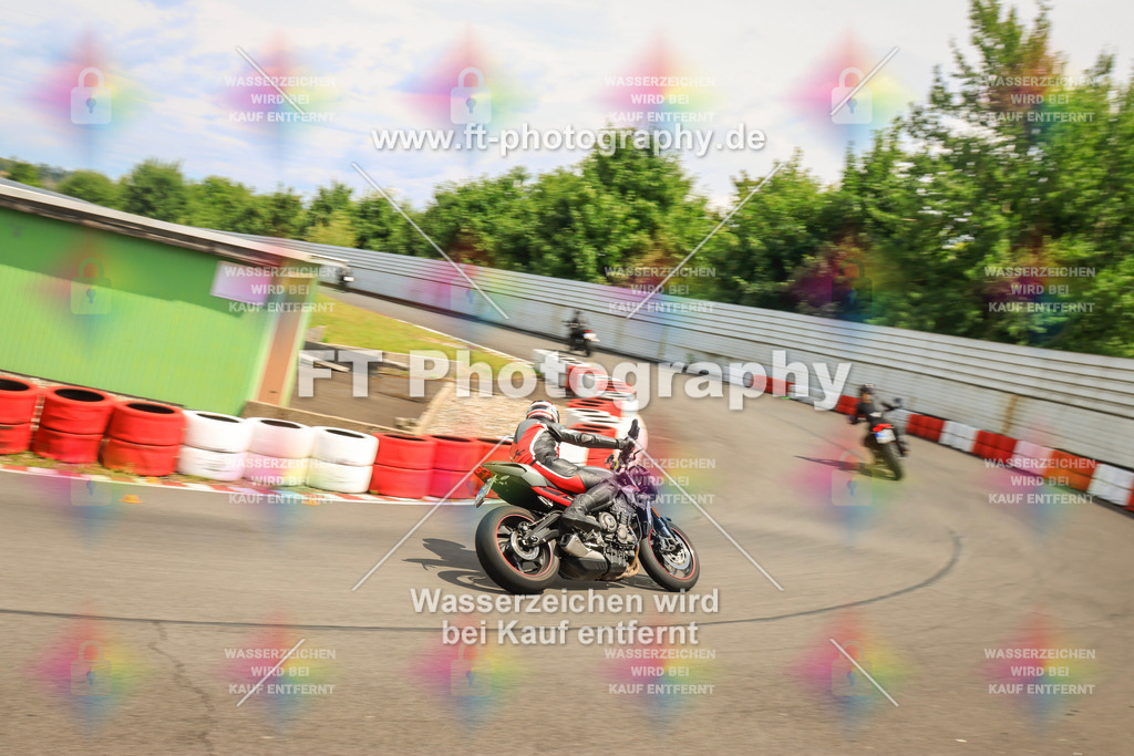 _DSK2862 | Hier findet Ihr Bilder von Touristenfahrten auf der Nürburgring Nordschleife oder von anderen Veranstaltungen die ich besucht habe. Viel Spass beim Durch Schauen 