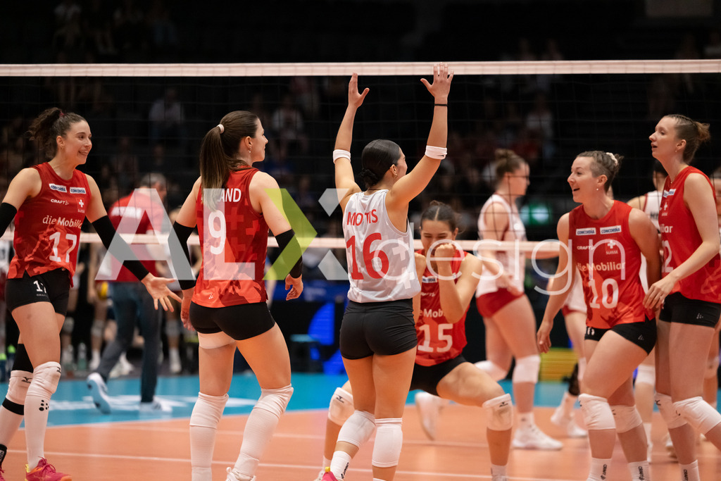 Austria v Switzerland - CEV European League Women | KRIENS, SWITZERLAND - JUNE 14: FABIANA MOTTIS of Switzerland and ALIX DE MICHELI of Switzerland celebrating during the CEV European League match between Austria and Switzerland at Pilatus Arena on June 14, 2026 in Kriens, Switzerland. - Realisiert mit Pictrs.com