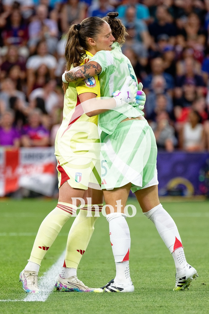 Norway v Italy - UEFA Women's EURO 2025 Quarter-Final | GENEVA, SWITZERLAND - JULY 16: Laura Giuliani of Italy (L) celebrates after winning Elena Linari of Italy (R)  during the UEFA Women's EURO 2025 Quarter-Final match between Norway and Italy at Stade de Geneve on July 16, 2025 in Geneva, Switzerland. (Photo by Giuseppe Velletri/Sports Press Photo/Getty Images)