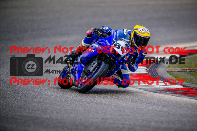 MaZZes_FotoMatrix_240910_6007705_5174 | GELB