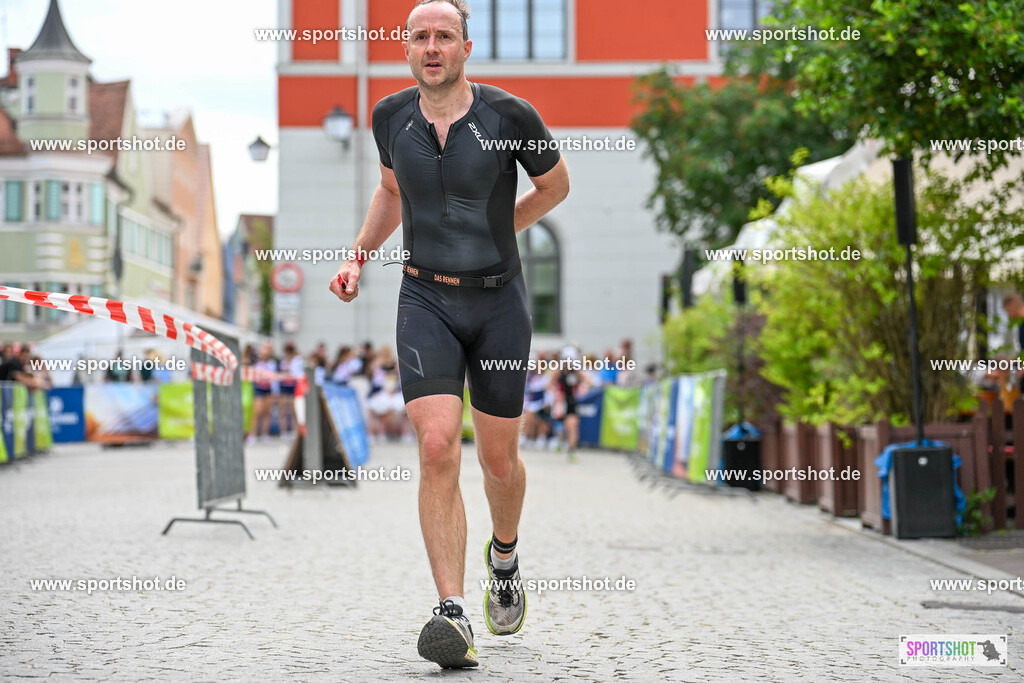 SZI_8001 | Stadttriathlon Erding 2025. #yourpictrs #sportshot_your_pictrs @Sportshotphotography #stadttriathlonerding Copyright: www.sportshot.de