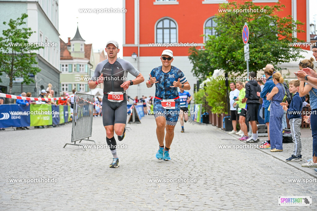 SZI_6046 | Stadttriathlon Erding 2025. #yourpictrs #sportshot_your_pictrs @Sportshotphotography #stadttriathlonerding Copyright: www.sportshot.de