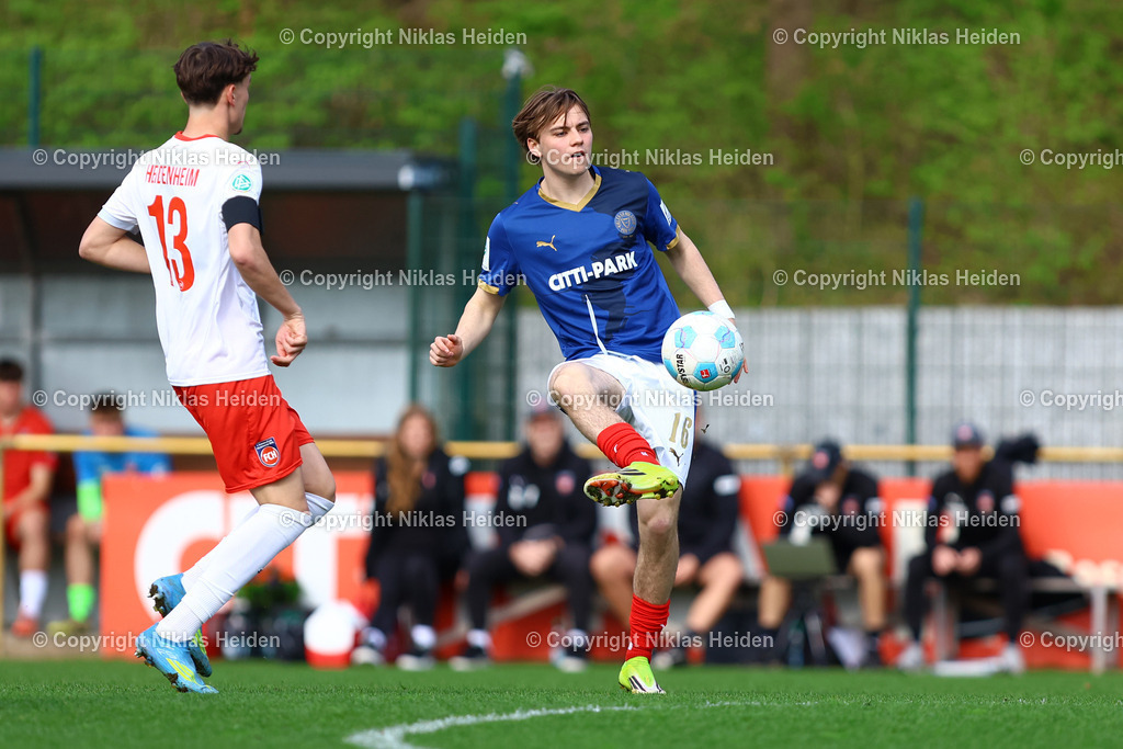 NH_HolsteinKielU19_1FCHeidenheimU19_DFBNachwuchsliga_18042026 | #16 Jonas Ahrens (Holstein Kiel U19)Fußball I Herren I U19 DFB-Nachwuchsliga Hauptrunde Liga A, Gruppe B I Saison 2025-2026 I 9. Spieltag I Holstein Kiel U19 - 1. FC Heidenheim U19 I 18.04..2026 I Citti-Fußball-Park