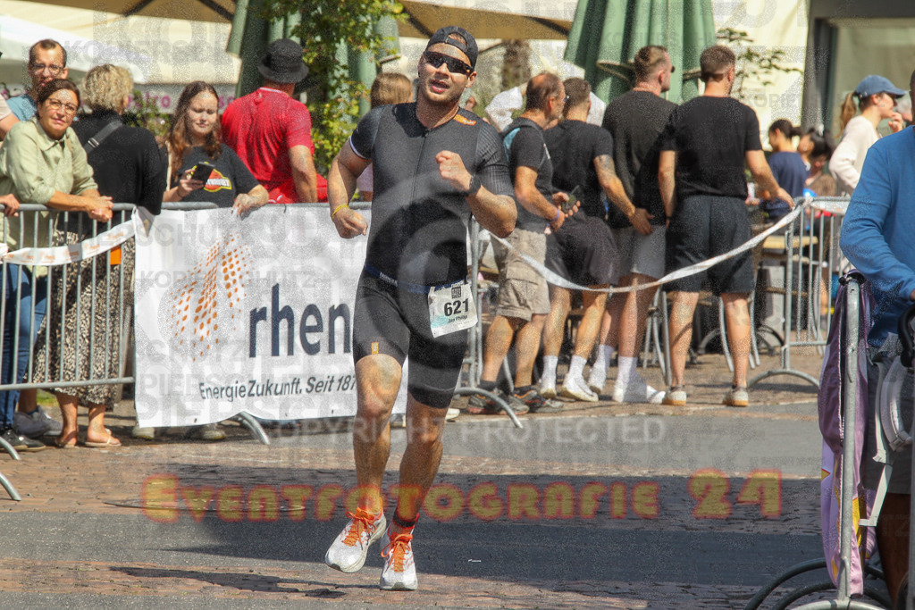 250824_1436_EV4_1981 | Sportfotografie im Rhein-Sieg Kreis, Köln, Bonn, NRW, Rheinland Pfalz, Hessen, etc. Unser Tätigkeitsfeld umfasst den Laufsport vom Volkslauf über den Marathon, Duathlon, Triathon bis zum Ultralauf wie Kölnpfad Ultra oder Schindertrail.