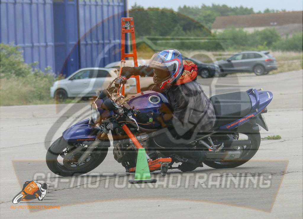 IMG_0344 | gh-motorradtraining-foto.de - Realisiert mit Pictrs.com