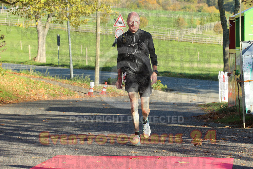 221113_1340_EX1_9829 | Sportfotografie im Rhein-Sieg Kreis, Köln, Bonn, NRW, Rheinland Pfalz, Hessen, etc. Unser Tätigkeitsfeld umfasst den Laufsport vom Volkslauf über den Marathon, Duathlon, Triathon bis zum Ultralauf wie Kölnpfad Ultra oder Schindertrail.