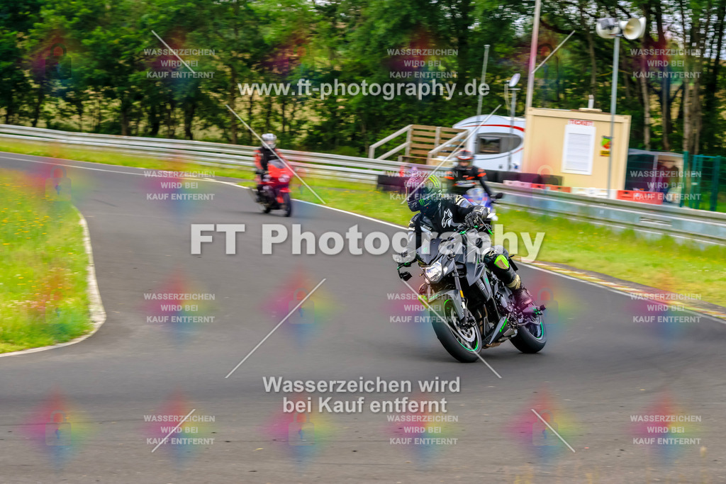 VBK-7508 | Hier findet Ihr Bilder von Touristenfahrten auf der Nürburgring Nordschleife oder von anderen Veranstaltungen die ich besucht habe. Viel Spass beim Durch Schauen 