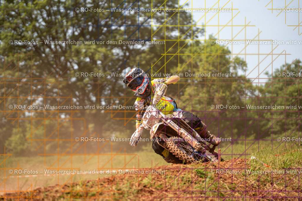 Wolfshausen 5 Lauf -290 | Sportfotografie von RO-Fotos: Motorsport, Motocross, Enduro, Laufveranstaltungen und Triathlon. Professionelle Fotos von Sportlern und Events. - Realisiert mit Pictrs.com