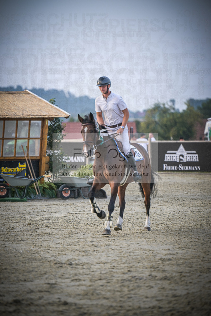 DOS_0111 | Entdecke hochwertige Reitturnierfotos von Foto Oger. Professionell, emotional und authentisch – jetzt Lieblingsmomente im Shop bestellen.Deutschlandweite Turnierfotografie. - Realisiert mit Pictrs.com