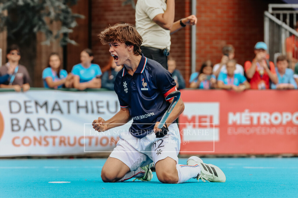 EM_MU18_F_GER-FRA_Lille_bearbeitet (286 von 433) | lanaschraderfotografie - Realisiert mit Pictrs.com