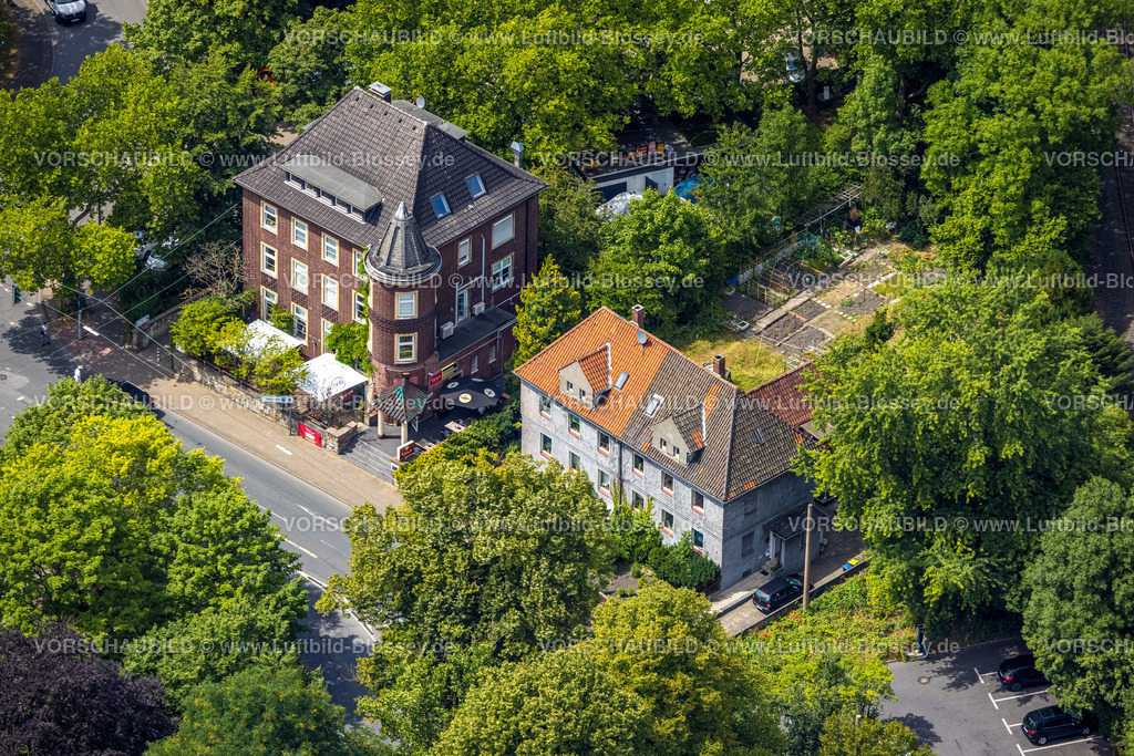 Castrop-Rauxel220706895 | Luftbild, Herner Straße mit Pizzeria und Wohnhaus, Castrop-Rauxel, Ruhrgebiet, Nordrhein-Westfalen, Deutschland