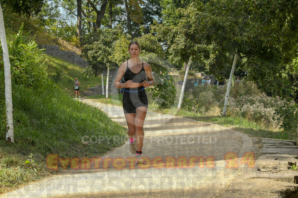 250824_1510_EX1_8617 | Sportfotografie im Rhein-Sieg Kreis, Köln, Bonn, NRW, Rheinland Pfalz, Hessen, etc. Unser Tätigkeitsfeld umfasst den Laufsport vom Volkslauf über den Marathon, Duathlon, Triathon bis zum Ultralauf wie Kölnpfad Ultra oder Schindertrail.