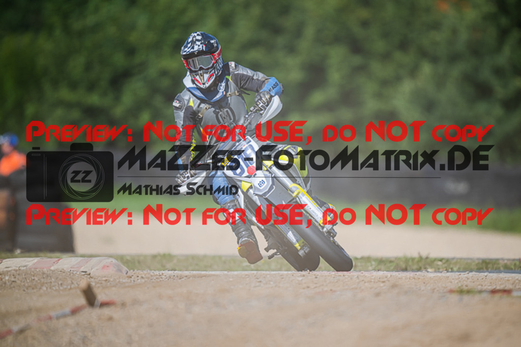 MaZZes_FotoMatrix_220904_7852 | S3