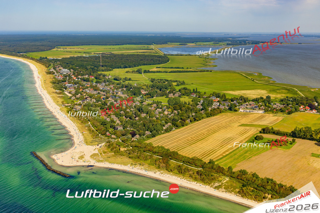 Ostsee Ufer Strand Ahrenshoop Bild- Das Luftbild wurde 2025 vom UL-Flugzeug heraus erstellt ( keine Drohne bzw. Drohnenaufnahme ) - Hochauflösende Luftaufnahme -Nicht vergleichbar mit Google Maps oder Satelittenbilder- Die Geschenkidee !Mit Lizenz und Bildrechte bestellbar - CC