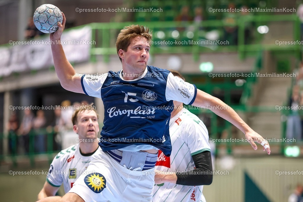 BHC13092501132 | 13.09.2025, Handball, HBL, Bergischer HC - TSV GWD Minden, Unihalle Wuppertal: Lars Kooij (BHC #15) 