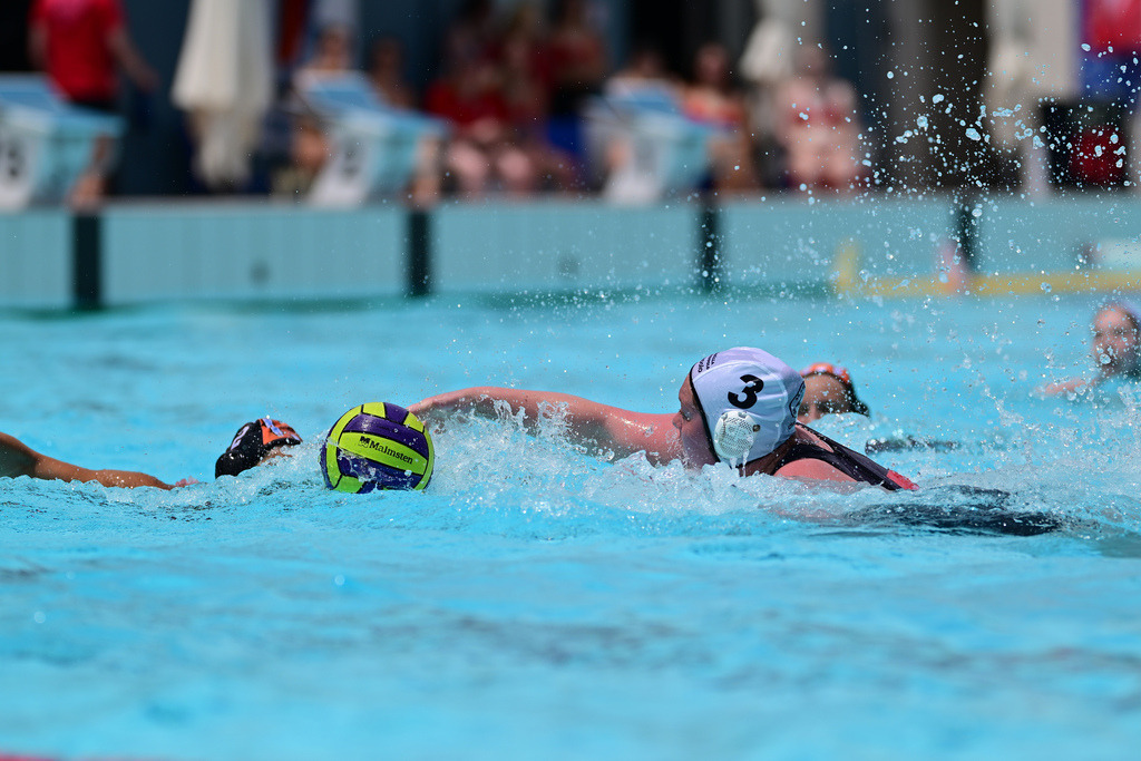Wasserball I Frauen I Saison 2024-2025 I Nordic League I Spiel im Platz 3 I Järfälla - Sori Pool Beach | Der Sportfotograf. - Realisiert mit Pictrs.com
