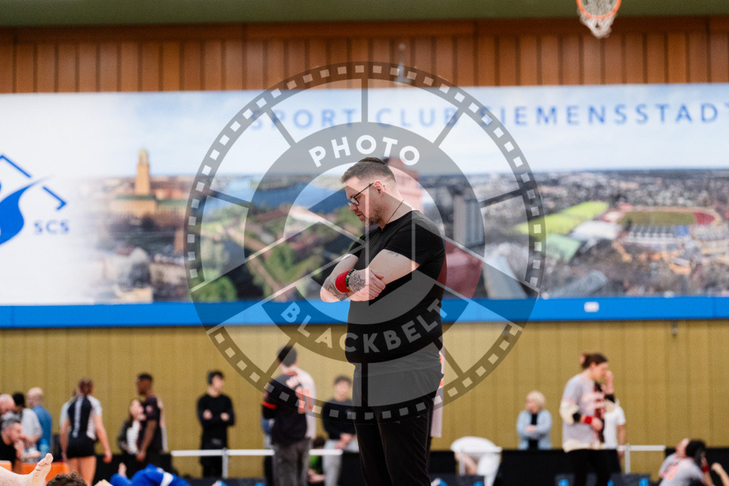 20251122PBB13949 | Athletes compete during the Grappling Industries Berlin Jiu-Jitsu and Grappling Championship, on November 22, 2025 in Berlin, Germany. © photoblackbelt