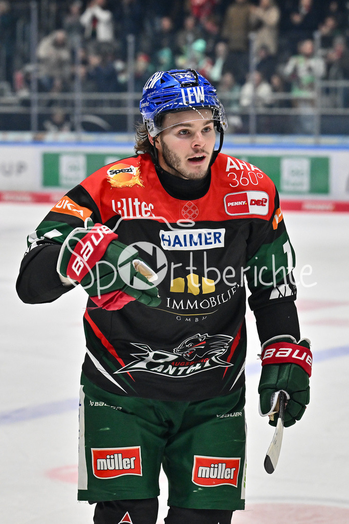 Augsburger Panther - EHC RB München | Jubel der Panther nach dem Treffer zum 2-0 durch D. J. BUSDEKER (Augsburger Panther #14) / Freude / happy / Tor / Torschuetze / DEL: Augsburger Panther - EHC RB Muenchen, Curt Frenzel Stadion am 16.01.2025