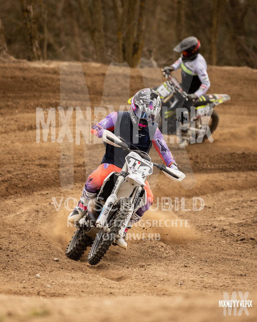 866A2041 | mxndyyvipix