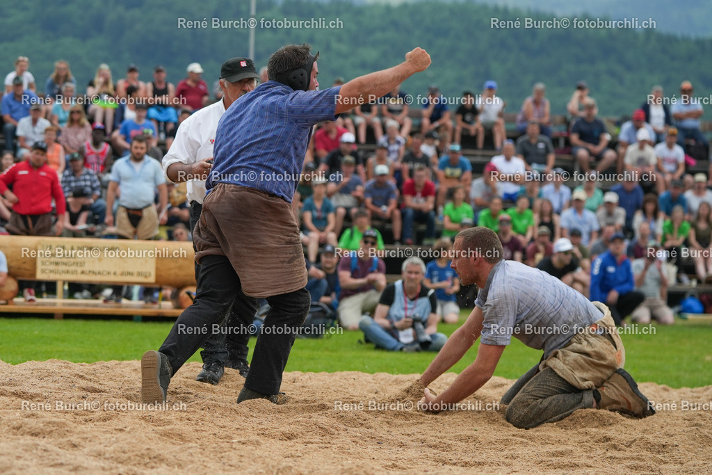RB_05297 | René Burch leidenschaftlicher Fotograf aus Kerns in Obwalden.  Hier finden sie Sport, Landschaft und Natur Fotografie.
 - Realisiert mit Pictrs.com