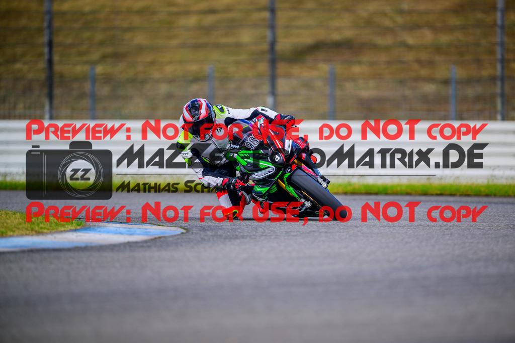 MaZZes_Fotomatrix_20250628_6007705_9072 | WEISS