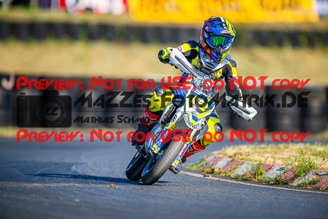 MaZZes_FotoMatrix_220529_4892 | Fotograf Mathias Schmid
Sportfotograf,
Eventfotograf,
Hochzeitsfotograf,
Portraitfotograf