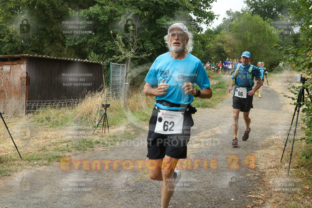 220827_0835_EV9_2001 | Sportfotografie im Rhein-Sieg Kreis, Köln, Bonn, NRW, Rheinland Pfalz, Hessen, etc. Unser Tätigkeitsfeld umfasst den Laufsport vom Volkslauf über den Marathon, Duathlon, Triathon bis zum Ultralauf wie Kölnpfad Ultra oder Schindertrail.