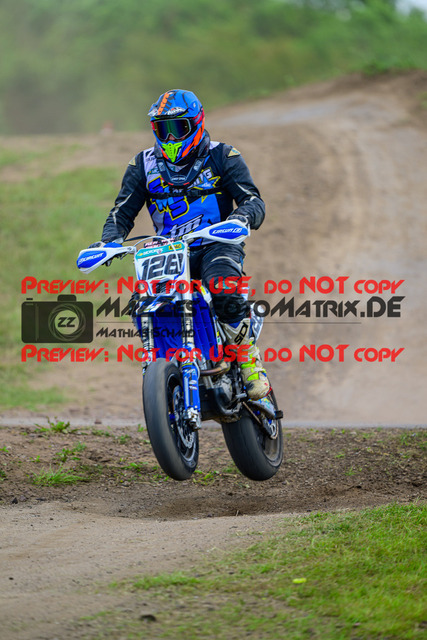 MaZZes_FotoMatrix_240622_6007705_0267 | UE40