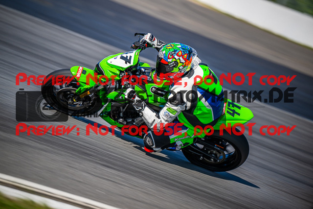 MaZZes_FotoMatrix_220923_7469 | TWIN CUP