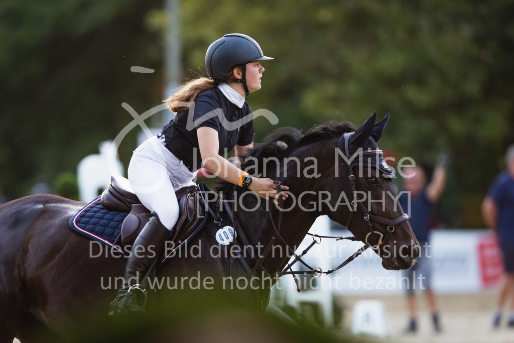 220825_Delbrueck_A1-Mannschaft-333 | Deine schönsten Turniermomente als professionelle Fotos! Entdecke hochwertige Pferdesport-Fotografie im Online-Shop. Jetzt Fotos finden & bestellen!