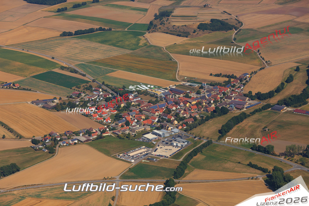 Luftbild von Lohr Insingen - Luftaufnahme wurde 2016 von https://frankenair.de mittels Flugzeug (keine Drohne) erstellt - die Geschenkidee