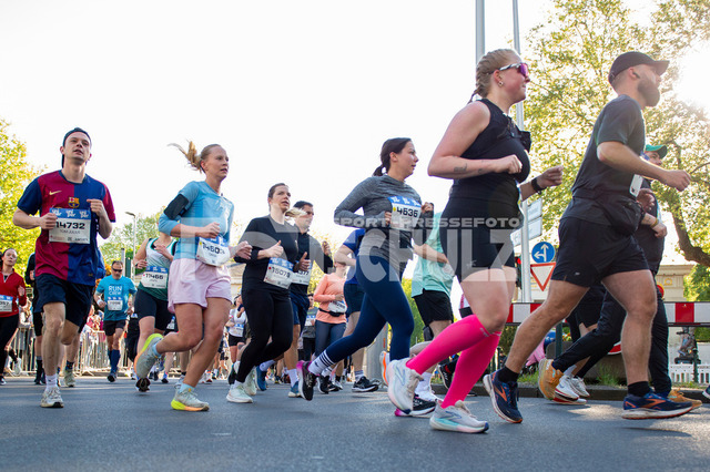 20250427-NSZ_2229 | DEU, Düsseldorf, 27.04.2025 Uniper Düsseldorf Marathon 2025 - Realisiert mit Pictrs.com